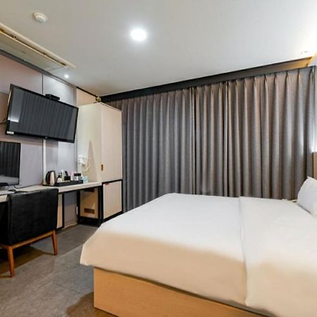 Hotel The May Μπουσάν Εξωτερικό φωτογραφία